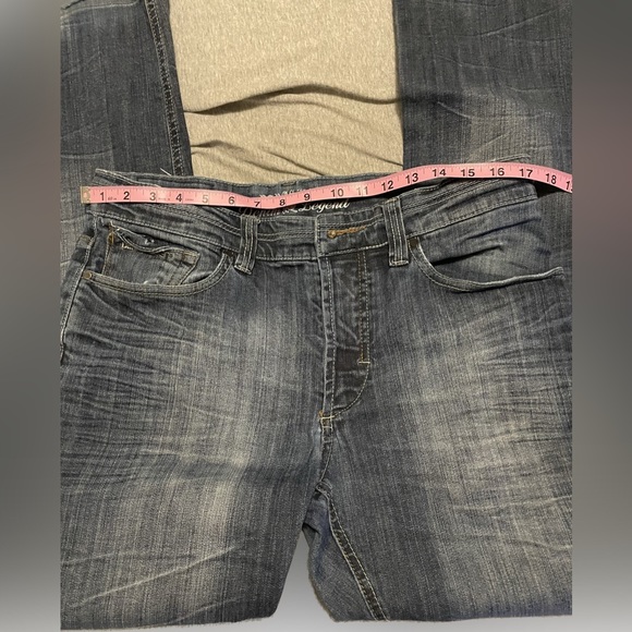 Men’s Parasuco Denim Legend Straight Jeans - Picture 4 of 6